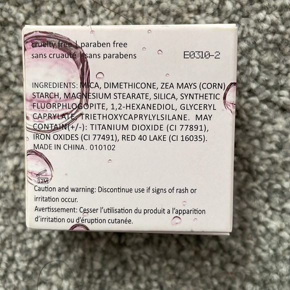 Estate Dew Me Baked Highlight Powder - Picture 2 of 5